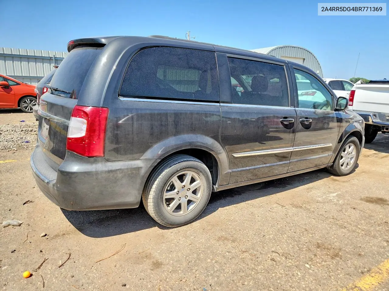 2011 Chrysler Town & Country Touring VIN: 2A4RR5DG4BR771369 Lot: 62161316