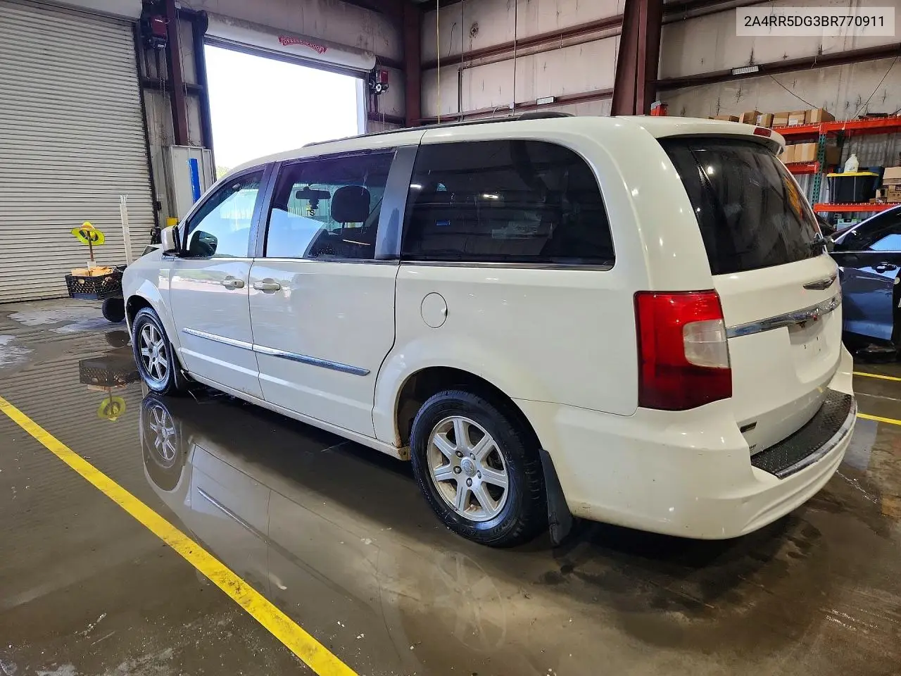 2011 Chrysler Town & Country Touring VIN: 2A4RR5DG3BR770911 Lot: 62217246
