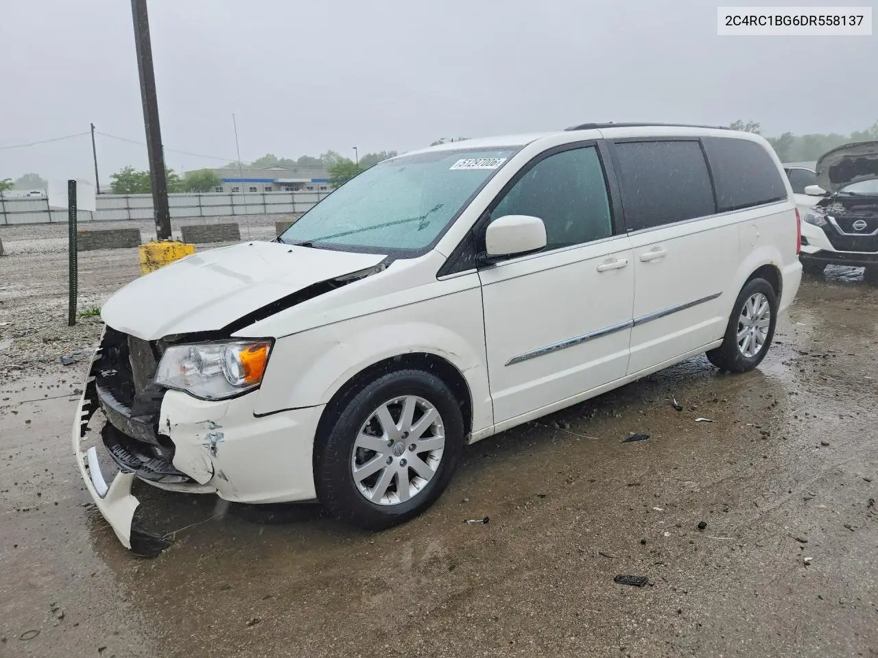 2013 Chrysler Town & Country Touring