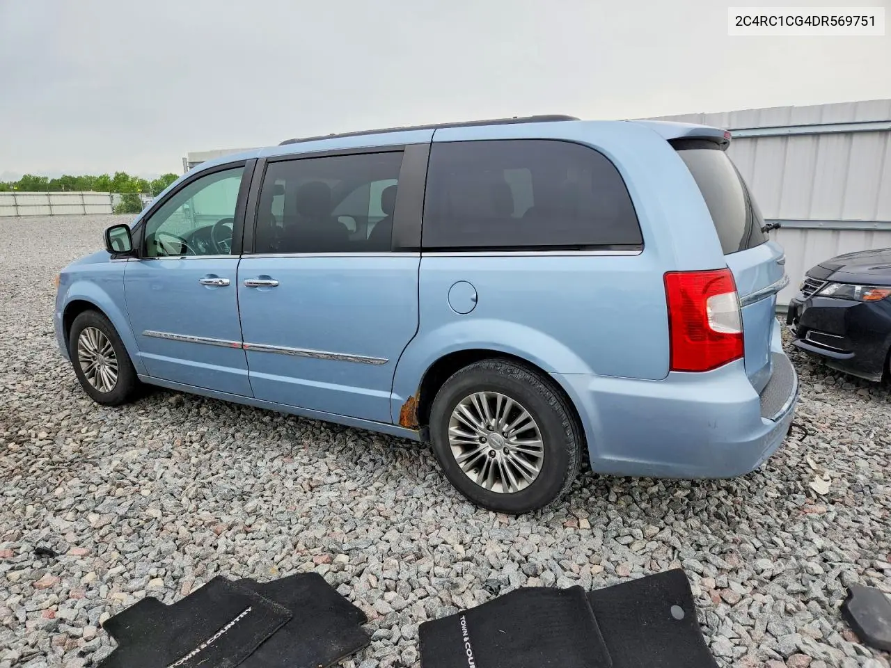 2013 Chrysler Town & Country Touring L VIN: 2C4RC1CG4DR569751 Lot: 56662536