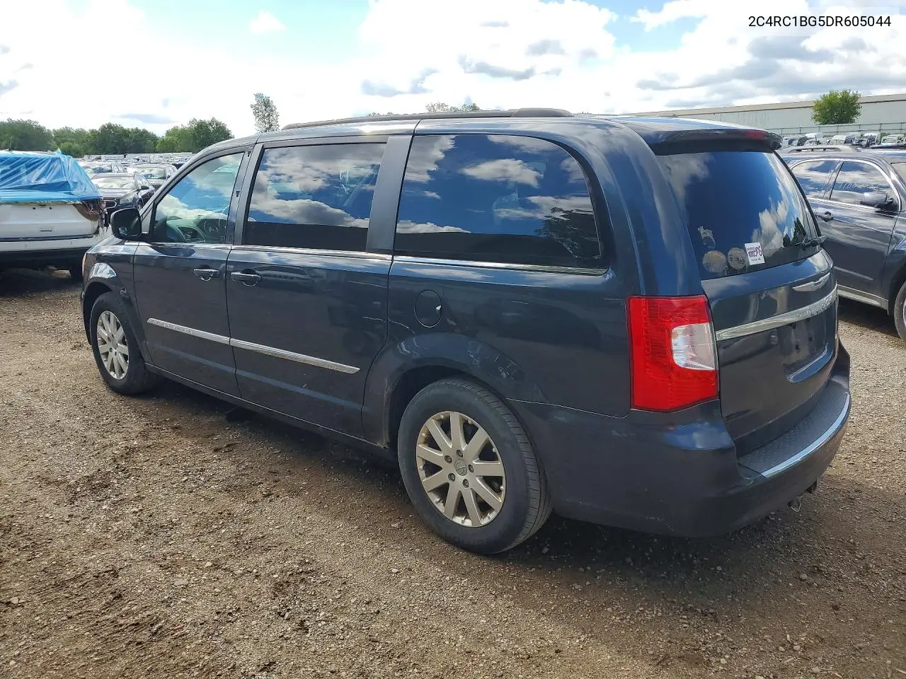 2013 Chrysler Town & Country Touring VIN: 2C4RC1BG5DR605044 Lot: 57031396