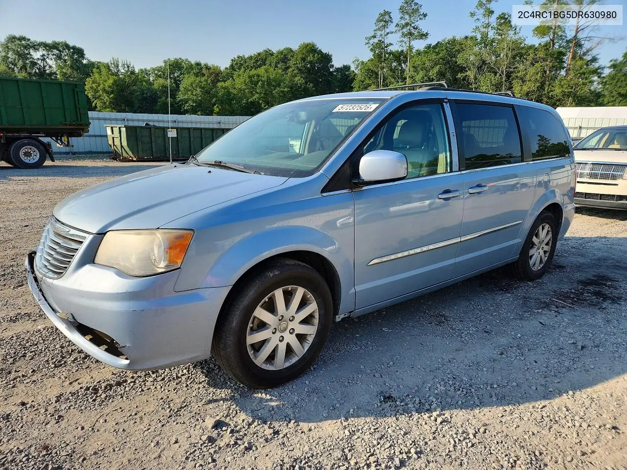 2013 Chrysler Town & Country Touring