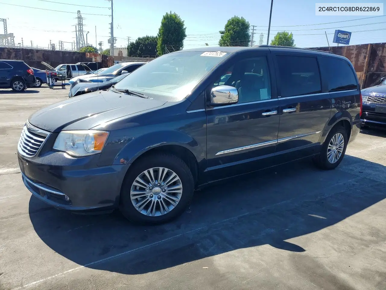 2013 Chrysler Town & Country Touring L