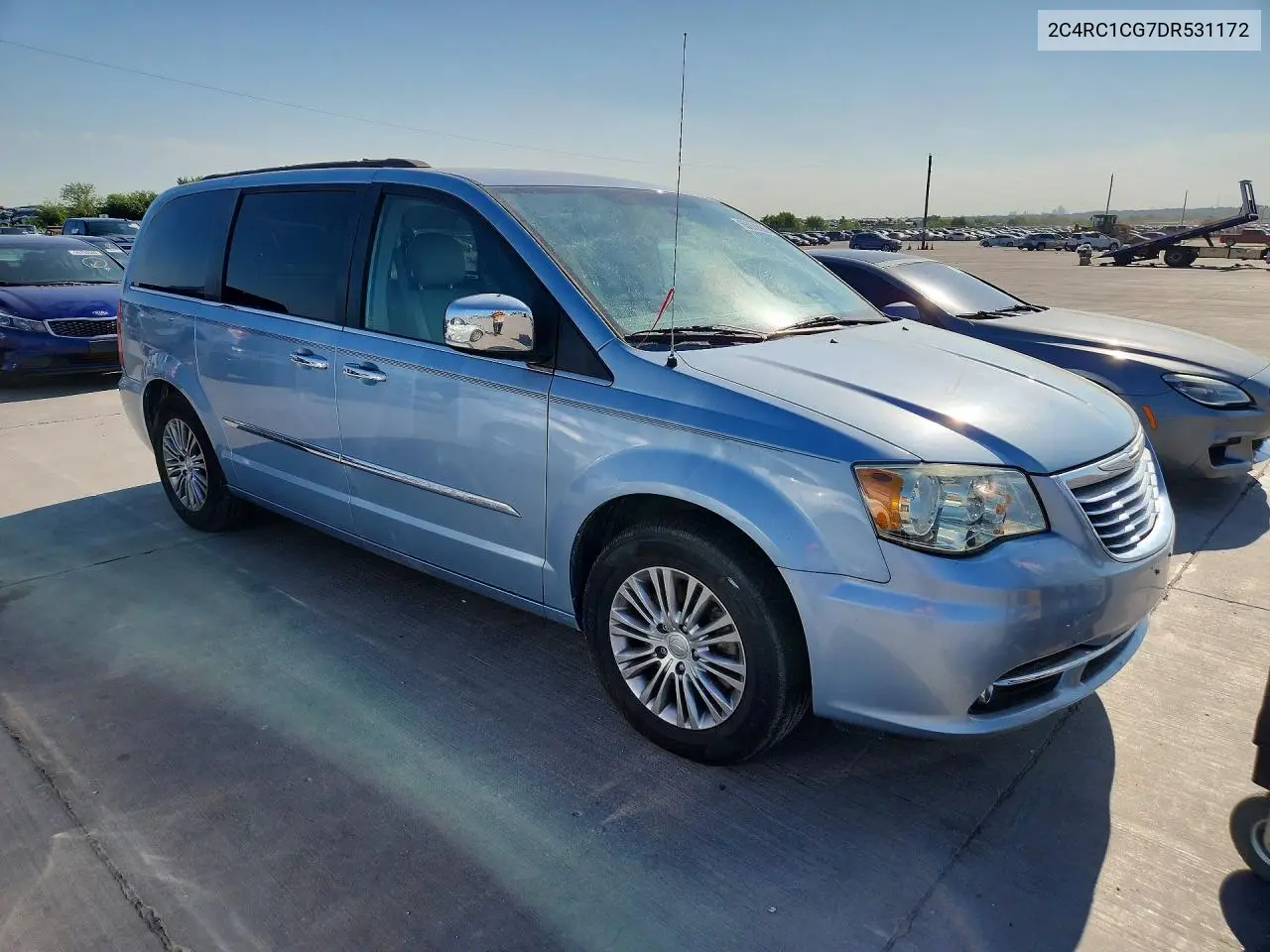 2C4RC1CG7DR531172 2013 Chrysler Town & Country Touring L