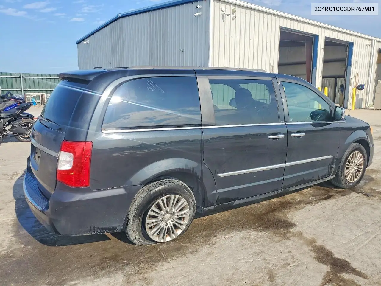 2013 Chrysler Town & Country Touring L VIN: 2C4RC1CG3DR767981 Lot: 60192096
