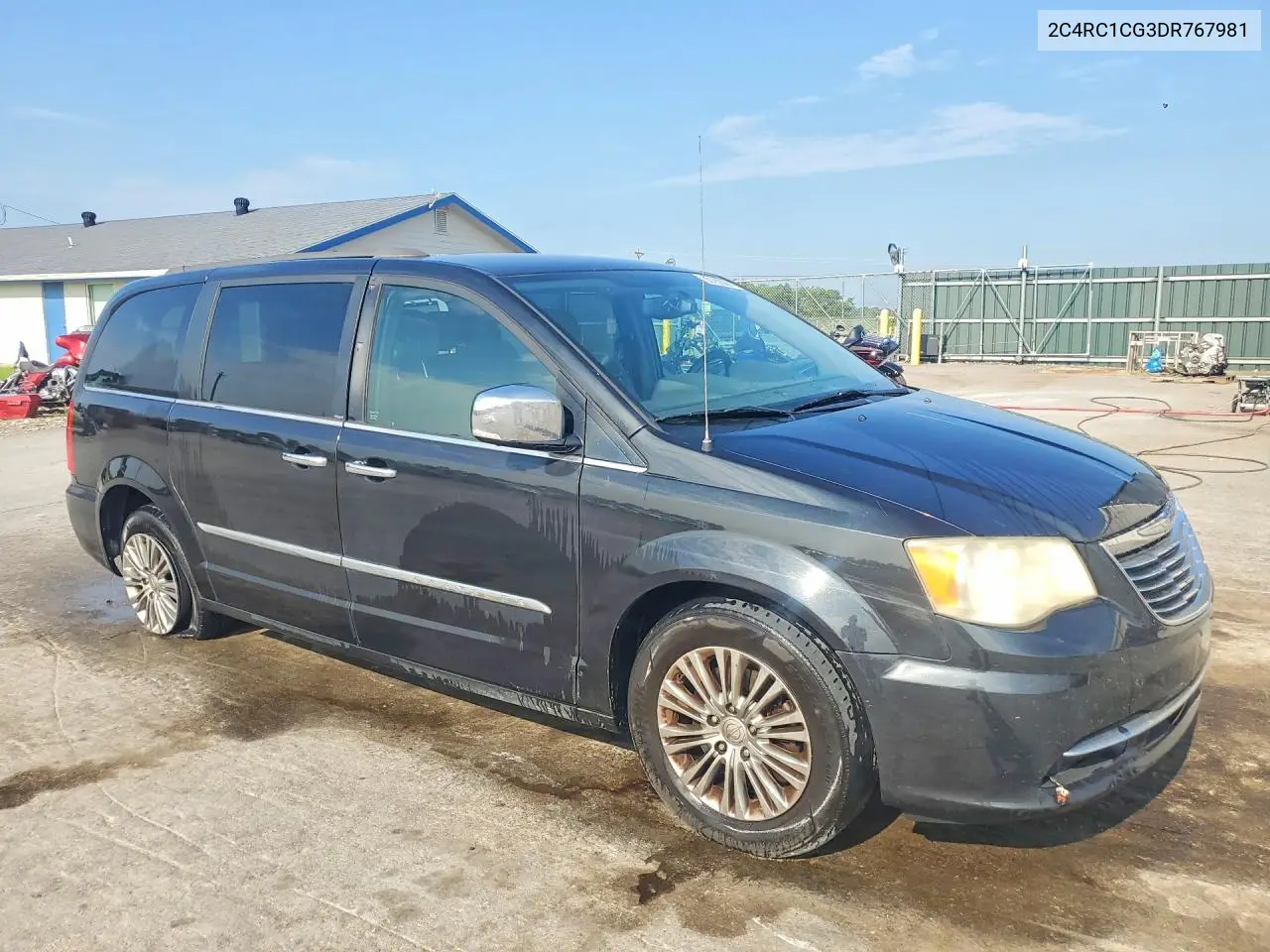 2013 Chrysler Town & Country Touring L VIN: 2C4RC1CG3DR767981 Lot: 60192096