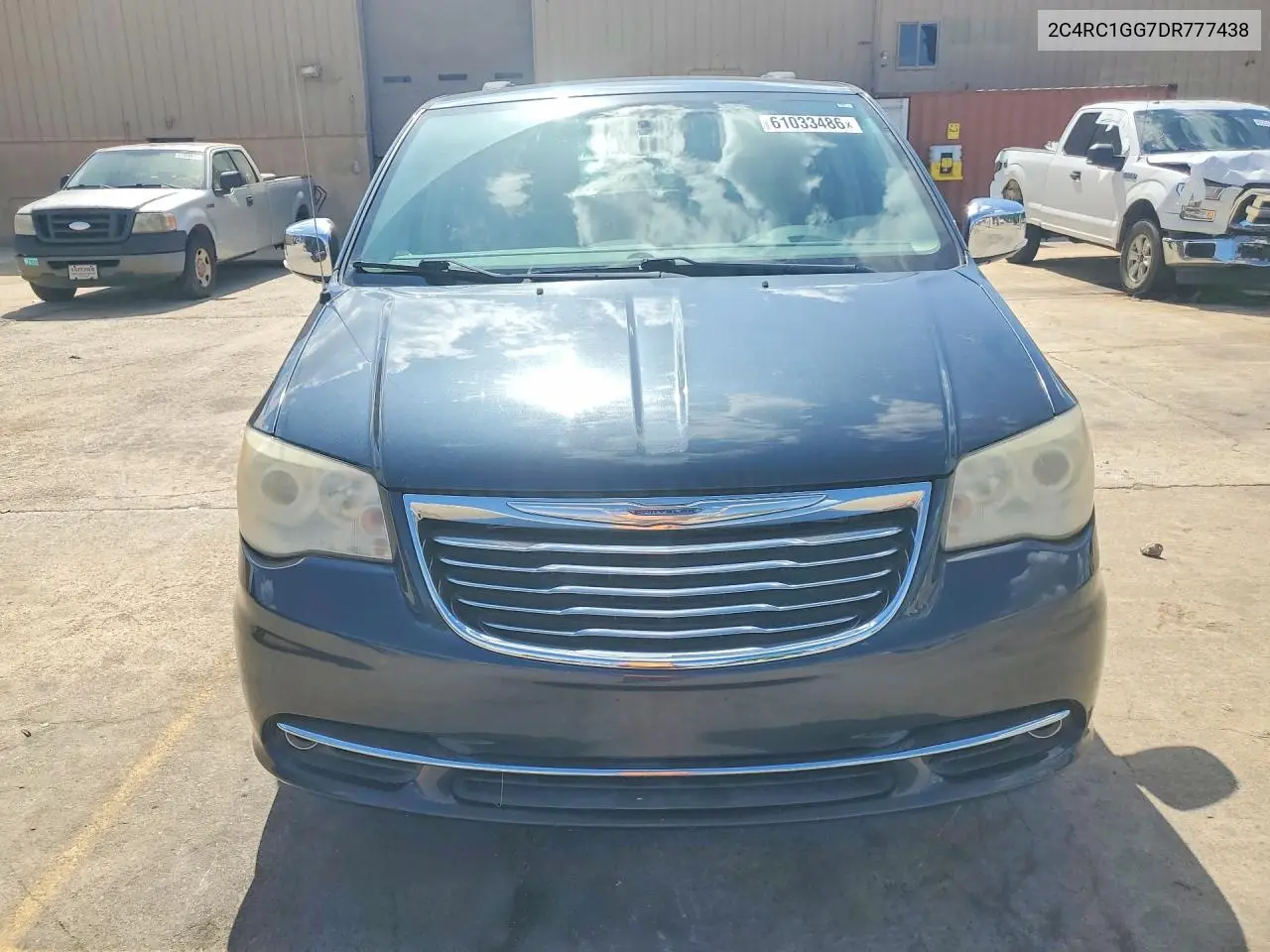2013 Chrysler Town & Country Limited VIN: 2C4RC1GG7DR777438 Lot: 61033486