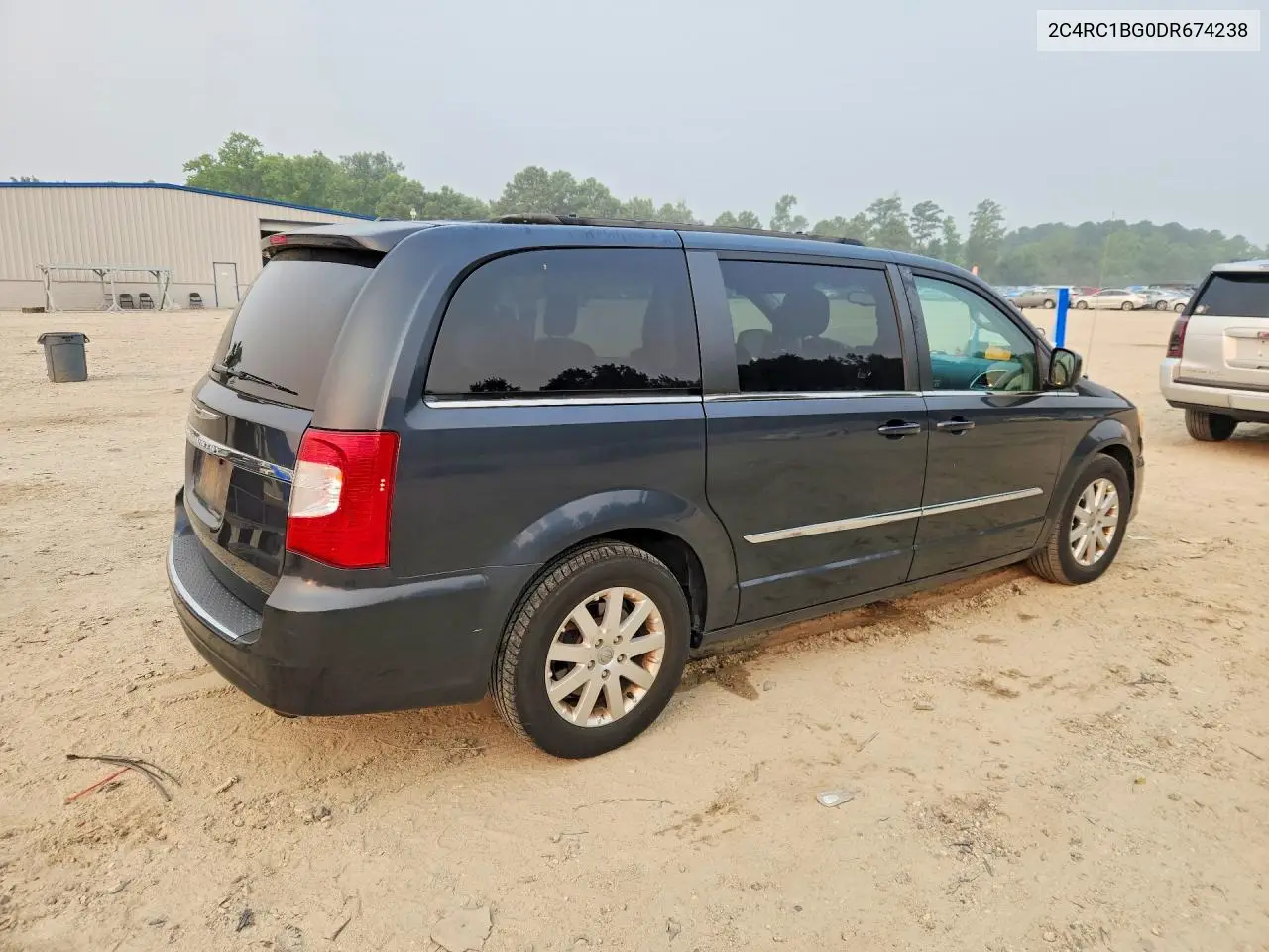 2013 Chrysler Town & Country Touring VIN: 2C4RC1BG0DR674238 Lot: 61178176