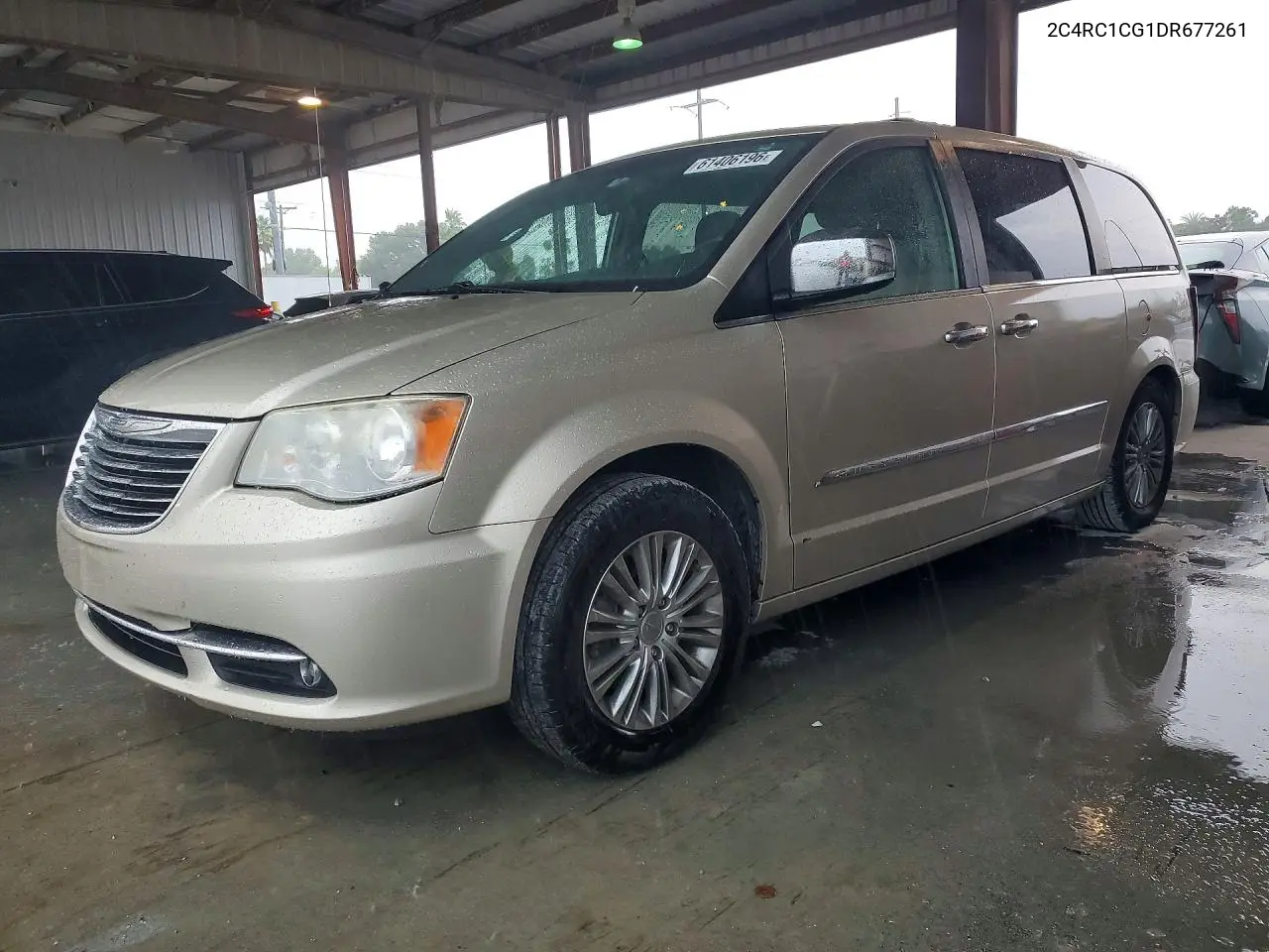 2013 Chrysler Town & Country Touring L VIN: 2C4RC1CG1DR677261 Lot: 61406196