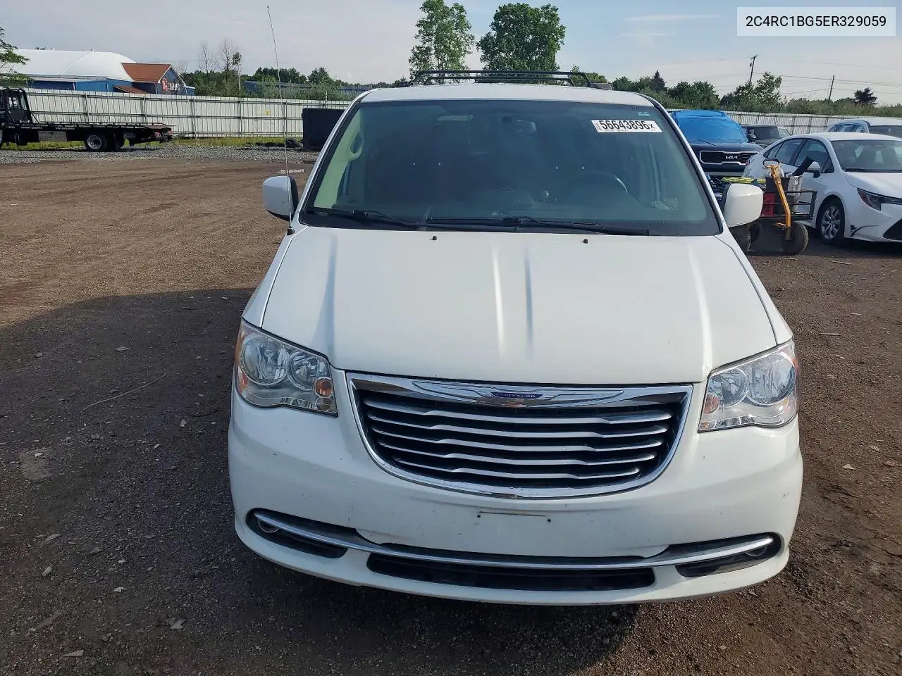 2014 Chrysler Town & Country Touring VIN: 2C4RC1BG5ER329059 Lot: 56643896