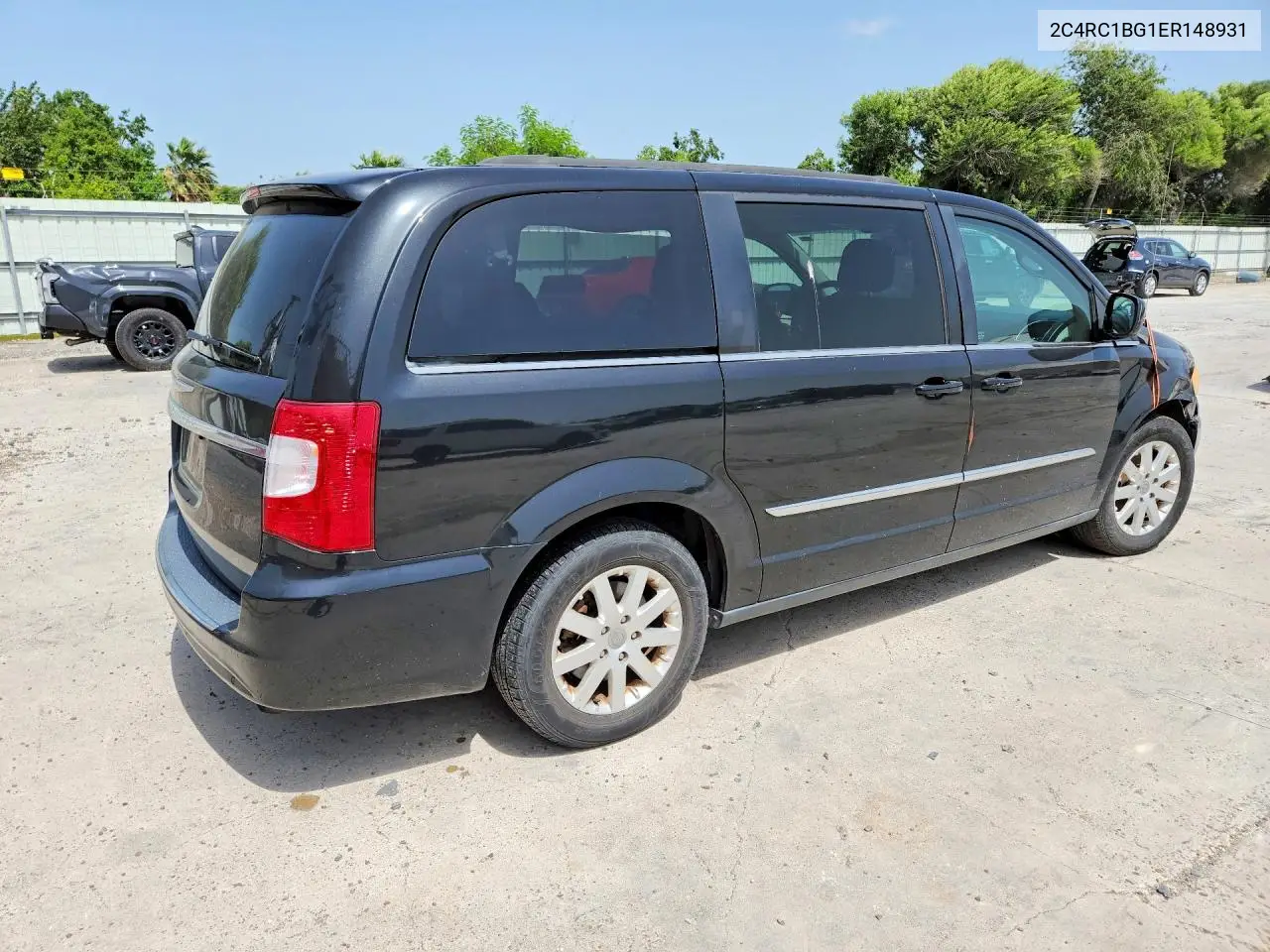 2014 Chrysler Town & Country Touring VIN: 2C4RC1BG1ER148931 Lot: 59167146