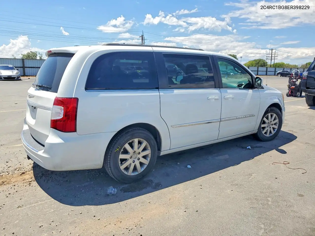 2014 Chrysler Town & Country Touring VIN: 2C4RC1BG8ER398229 Lot: 59397546