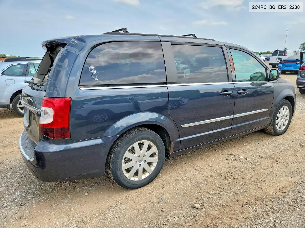 2014 Chrysler Town & Country Touring VIN: 2C4RC1BG1ER212238 Lot: 60513826