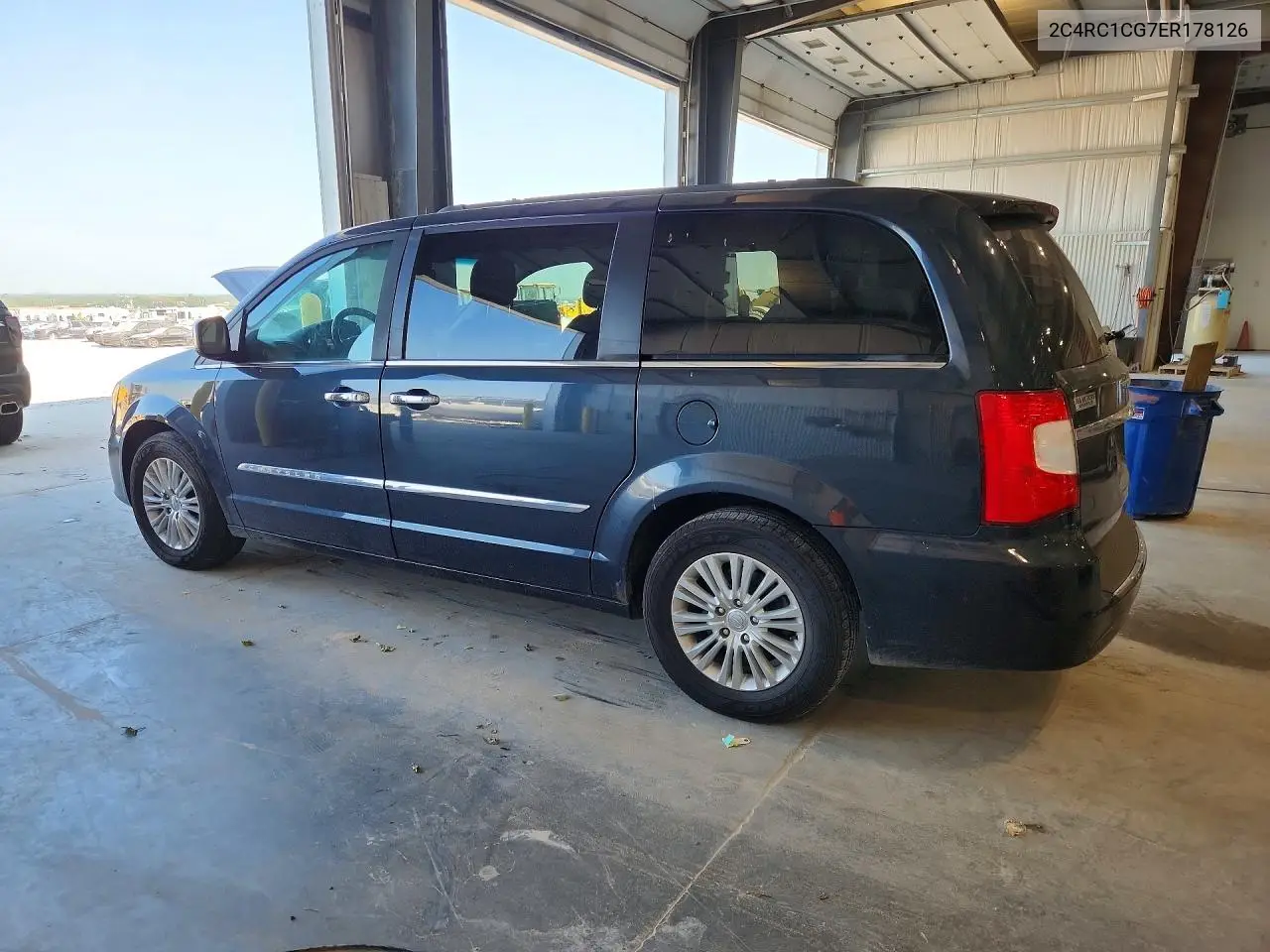 2014 Chrysler Town & Country Touring L VIN: 2C4RC1CG7ER178126 Lot: 61159566