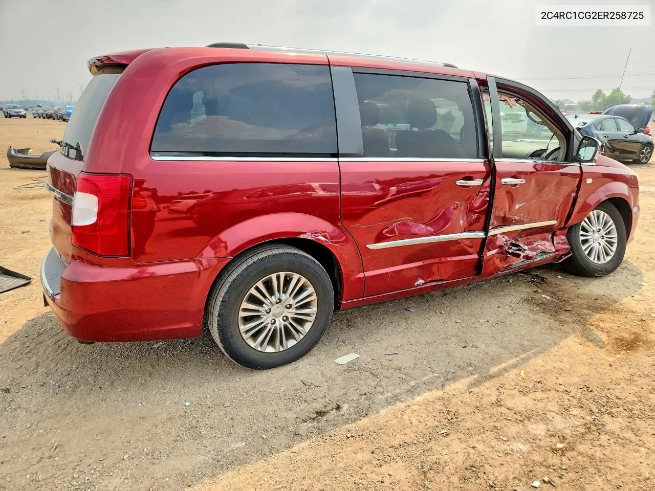 2014 Chrysler Town & Country Touring L VIN: 2C4RC1CG2ER258725 Lot: 61554276