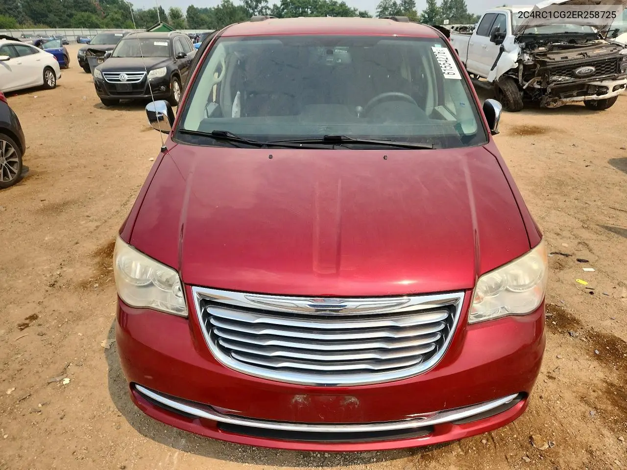 2014 Chrysler Town & Country Touring L VIN: 2C4RC1CG2ER258725 Lot: 61554276