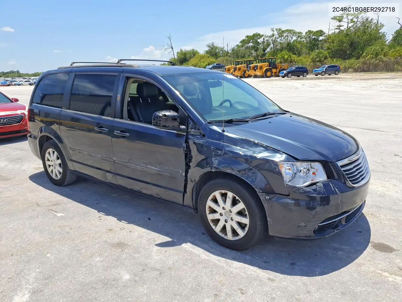 2014 Chrysler Town & Country Touring VIN: 2C4RC1BG8ER292718 Lot: 61593266