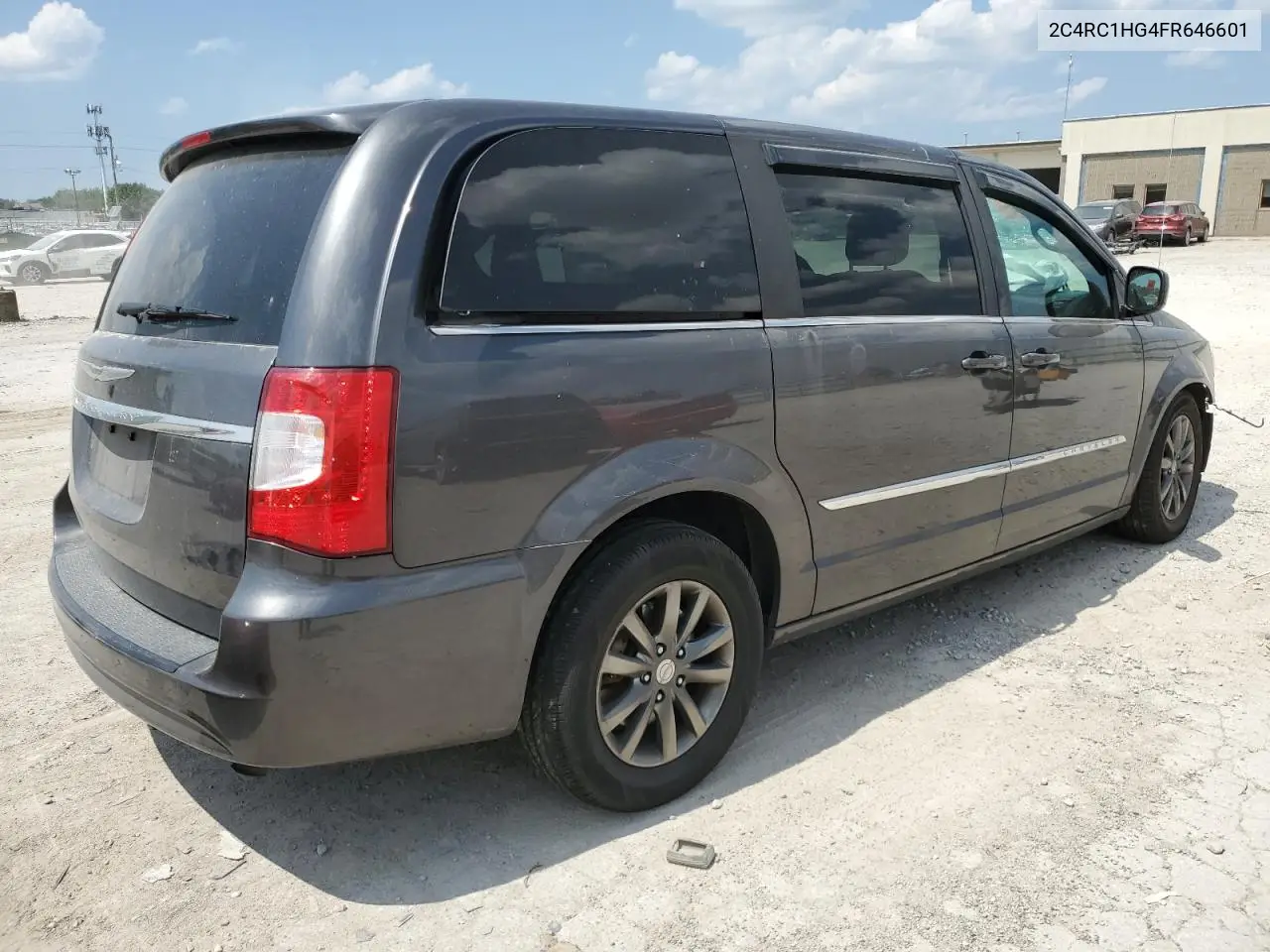 2C4RC1HG4FR646601 2015 Chrysler Town & Country S