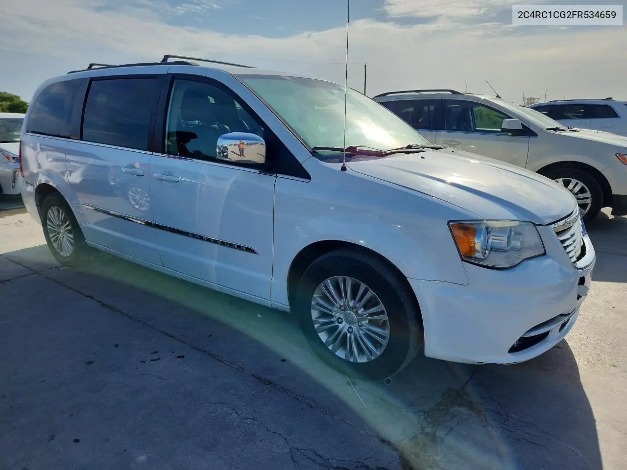 2015 Chrysler Town & Country Touring L VIN: 2C4RC1CG2FR534659 Lot: 58212636