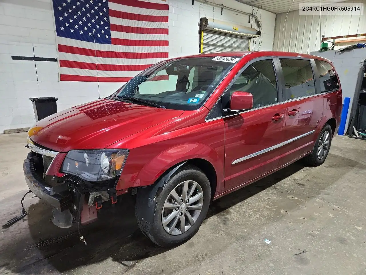2015 Chrysler Town & Country S VIN: 2C4RC1HG0FR505914 Lot: 59245666