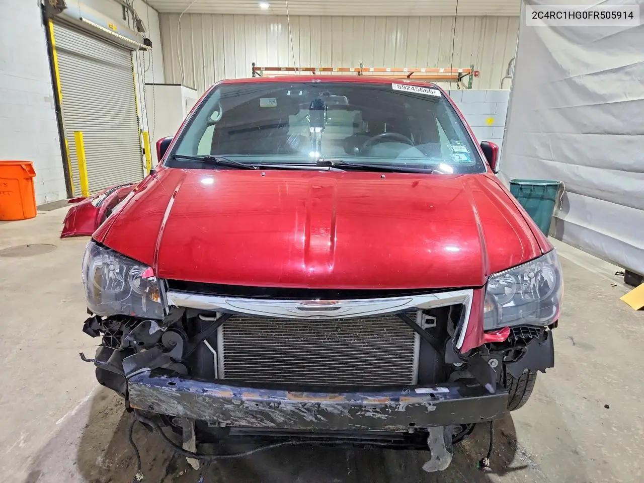 2015 Chrysler Town & Country S VIN: 2C4RC1HG0FR505914 Lot: 59245666