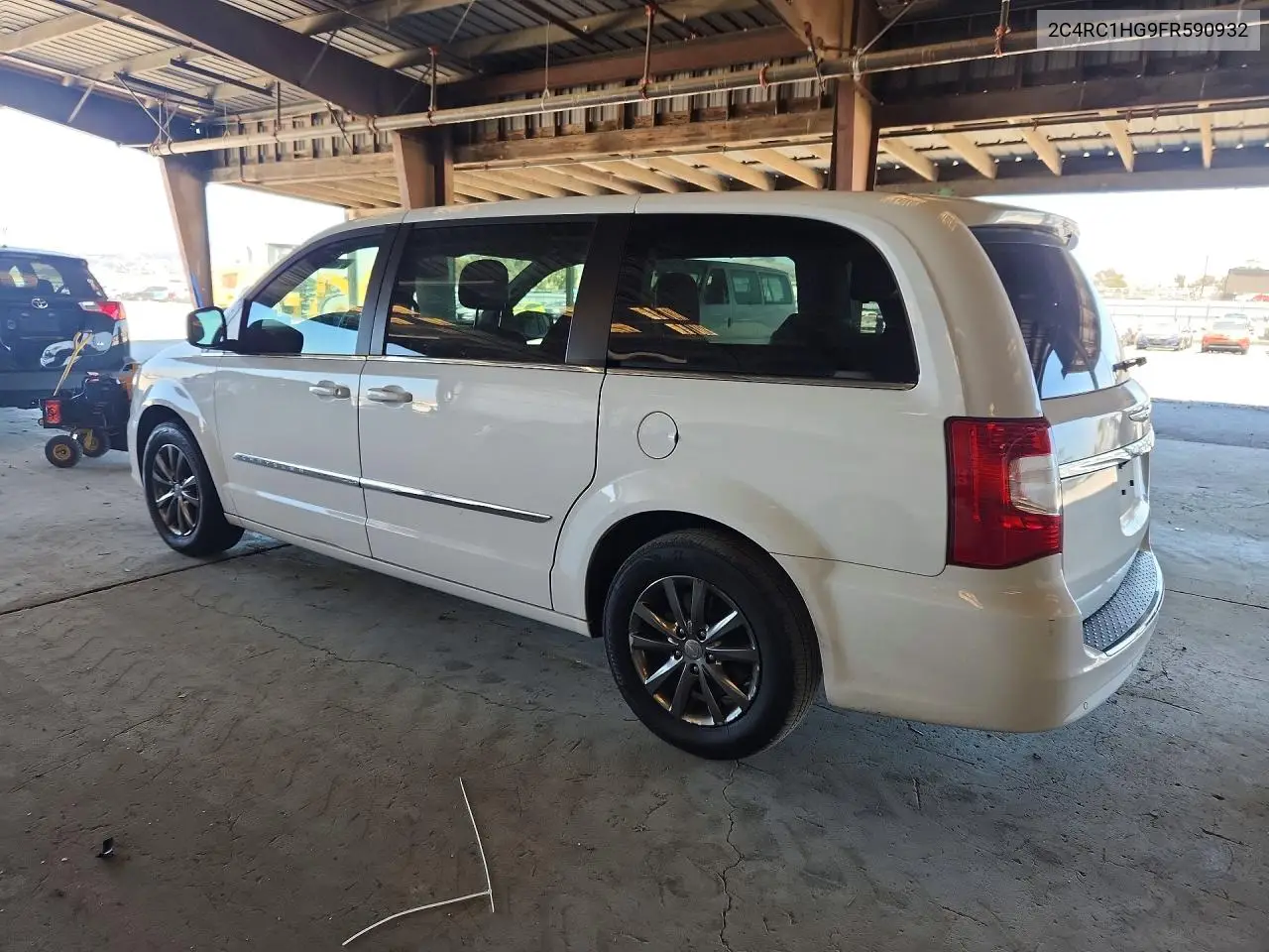 2015 Chrysler Town & Country S VIN: 2C4RC1HG9FR590932 Lot: 60520376