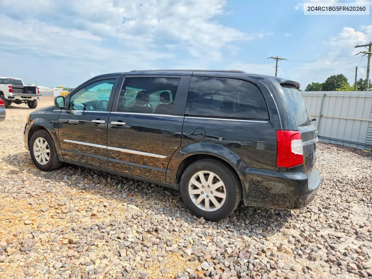 2015 Chrysler Town & Country Touring VIN: 2C4RC1BG5FR620260 Lot: 60641066