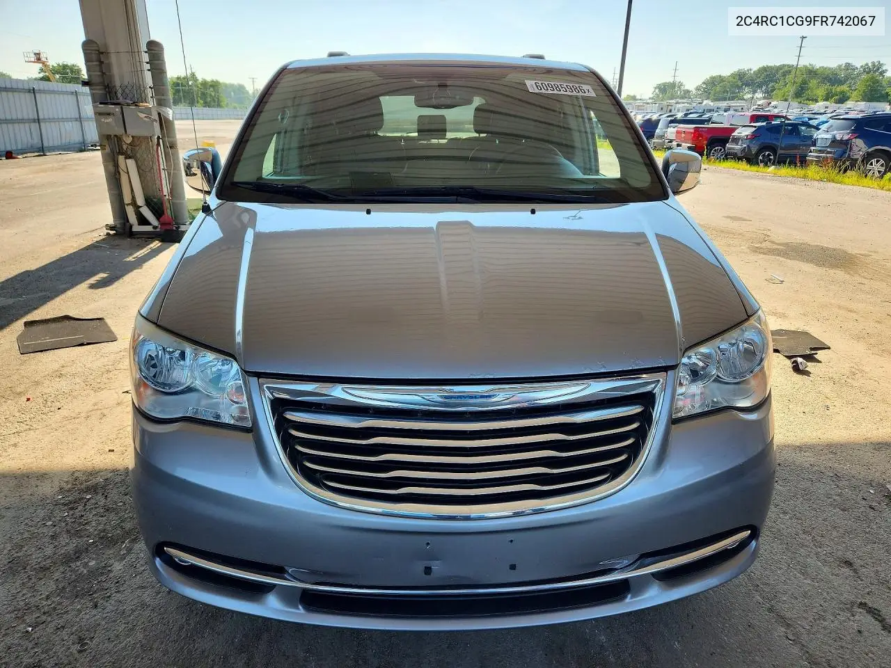 2015 Chrysler Town & Cntry VIN: 2C4RC1CG9FR742067 Lot: 60985986