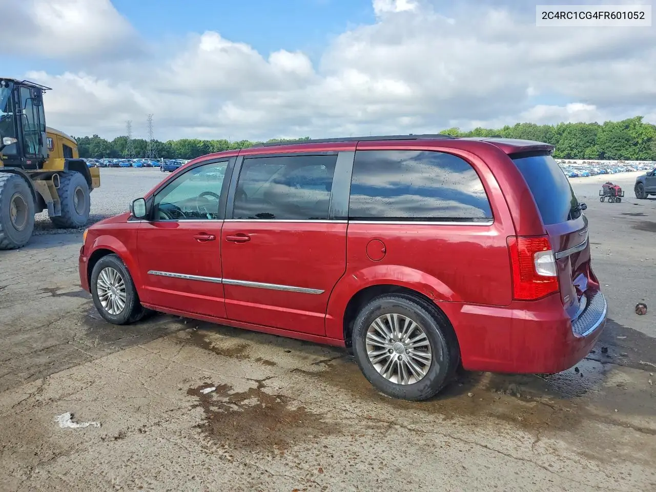 2015 Chrysler Town & Country Touring L VIN: 2C4RC1CG4FR601052 Lot: 61334146