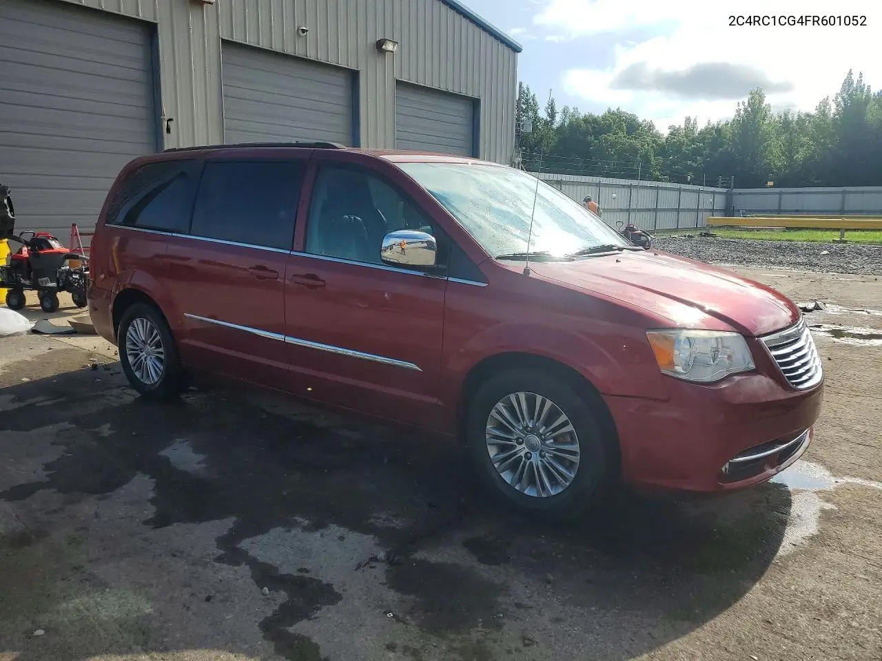 2015 Chrysler Town & Country Touring L VIN: 2C4RC1CG4FR601052 Lot: 61334146