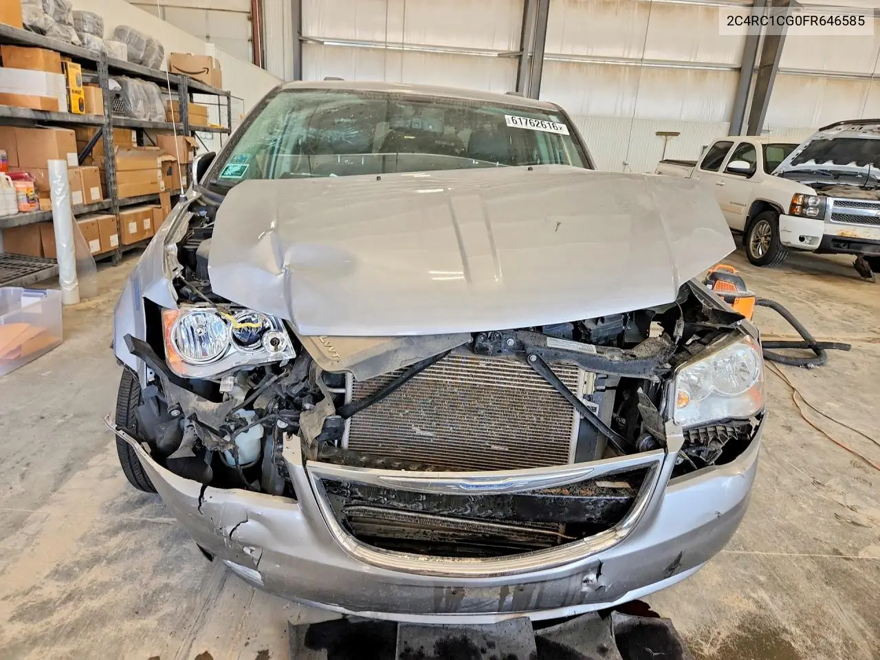 2015 Chrysler Town & Country Touring L VIN: 2C4RC1CG0FR646585 Lot: 61762616