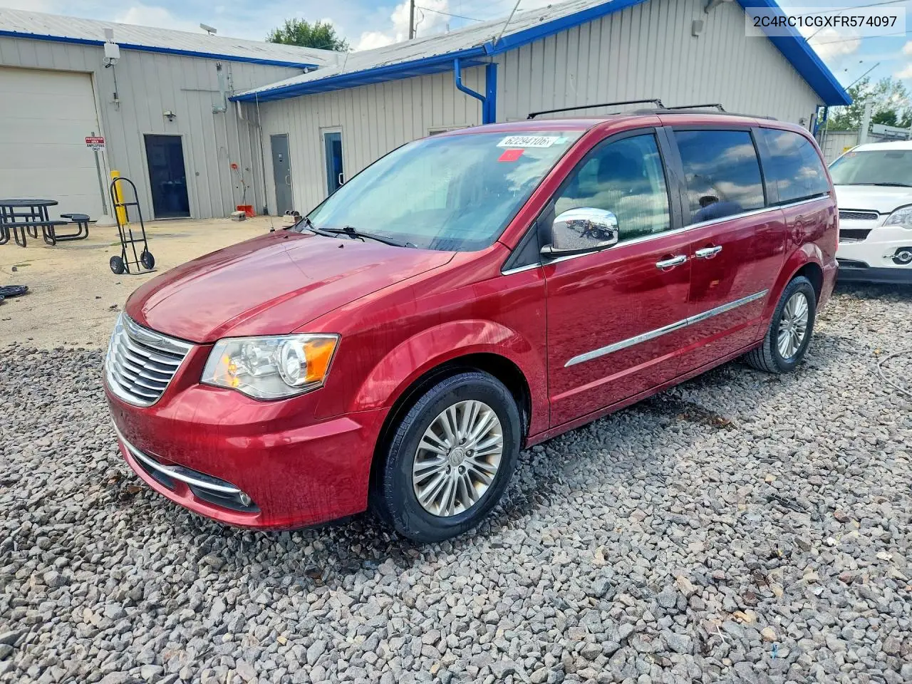 2015 Chrysler Town & Country Touring L VIN: 2C4RC1CGXFR574097 Lot: 62294106