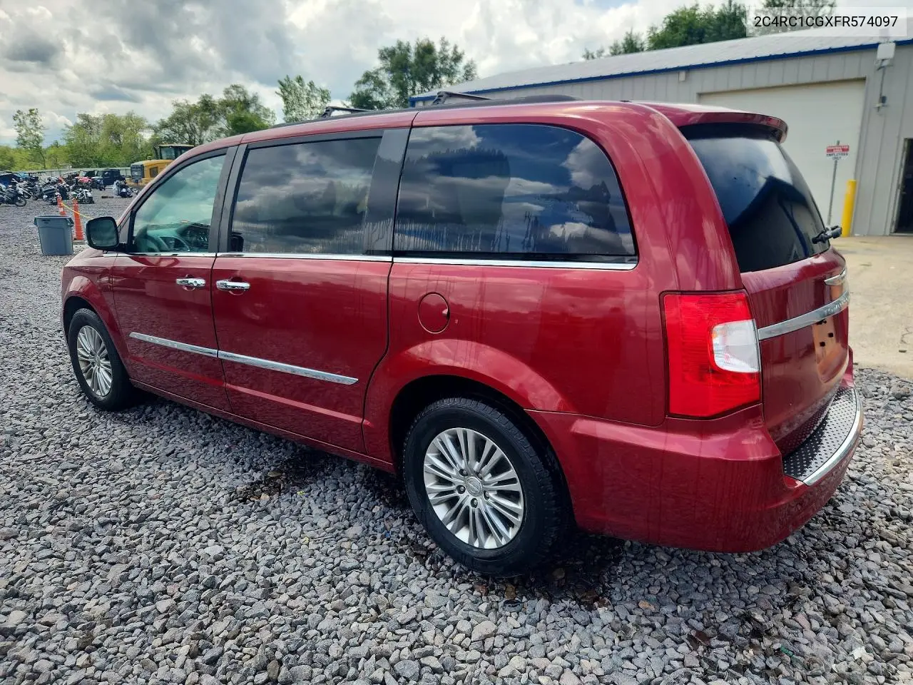 2015 Chrysler Town & Country Touring L VIN: 2C4RC1CGXFR574097 Lot: 62294106