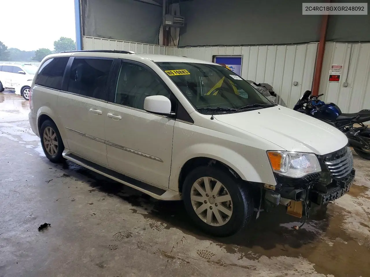 2016 Chrysler Town & Country Touring VIN: 2C4RC1BGXGR248092 Lot: 57959156