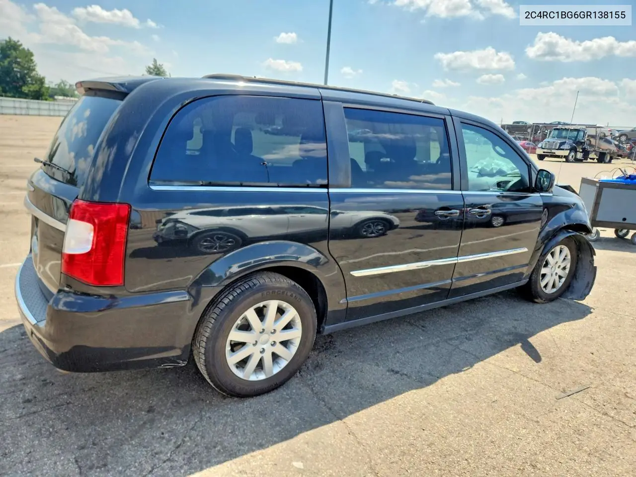 2016 Chrysler Town & Country Touring VIN: 2C4RC1BG6GR138155 Lot: 59858466