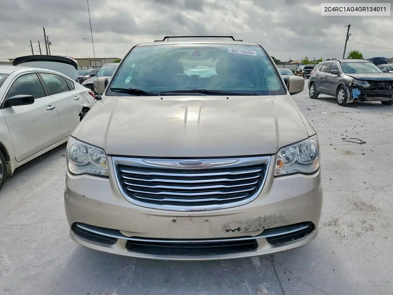 2016 Chrysler Town & Country Lx VIN: 2C4RC1AG4GR134011 Lot: 60719056