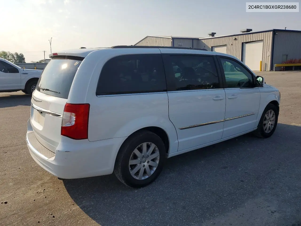2016 Chrysler Town & Country Touring VIN: 2C4RC1BGXGR238680 Lot: 61488626