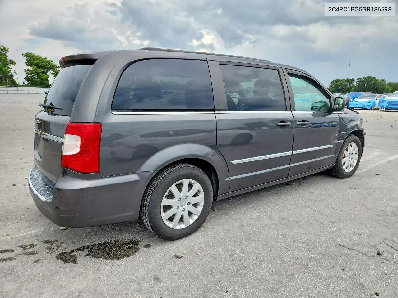 2016 Chrysler Town & Country Touring VIN: 2C4RC1BG5GR186598 Lot: 61694606