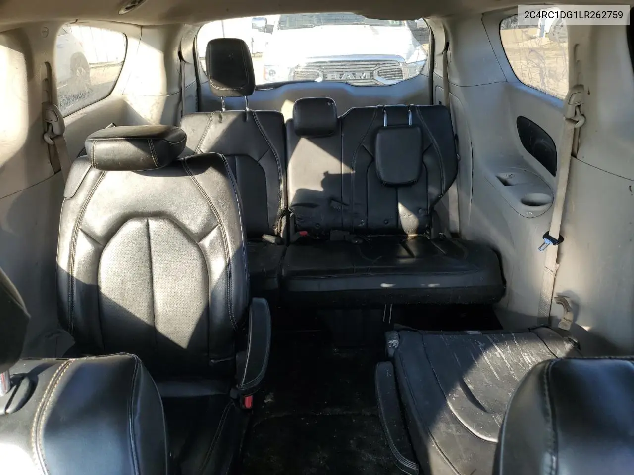 2C4RC1DG1LR262759 2020 Chrysler Voyager Lxi