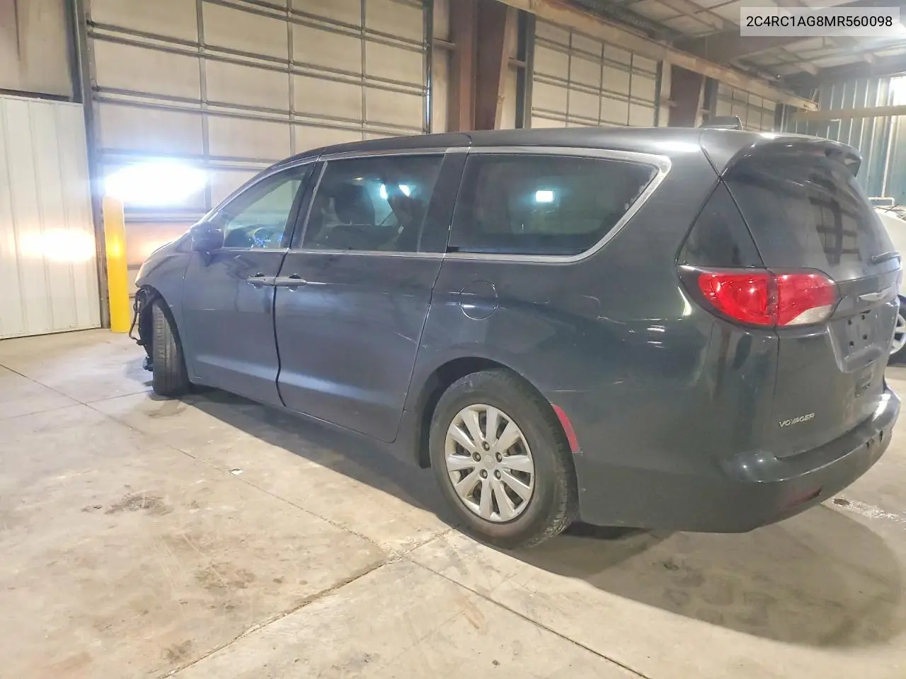 2021 Chrysler Voyager L VIN: 2C4RC1AG8MR560098 Lot: 57749356