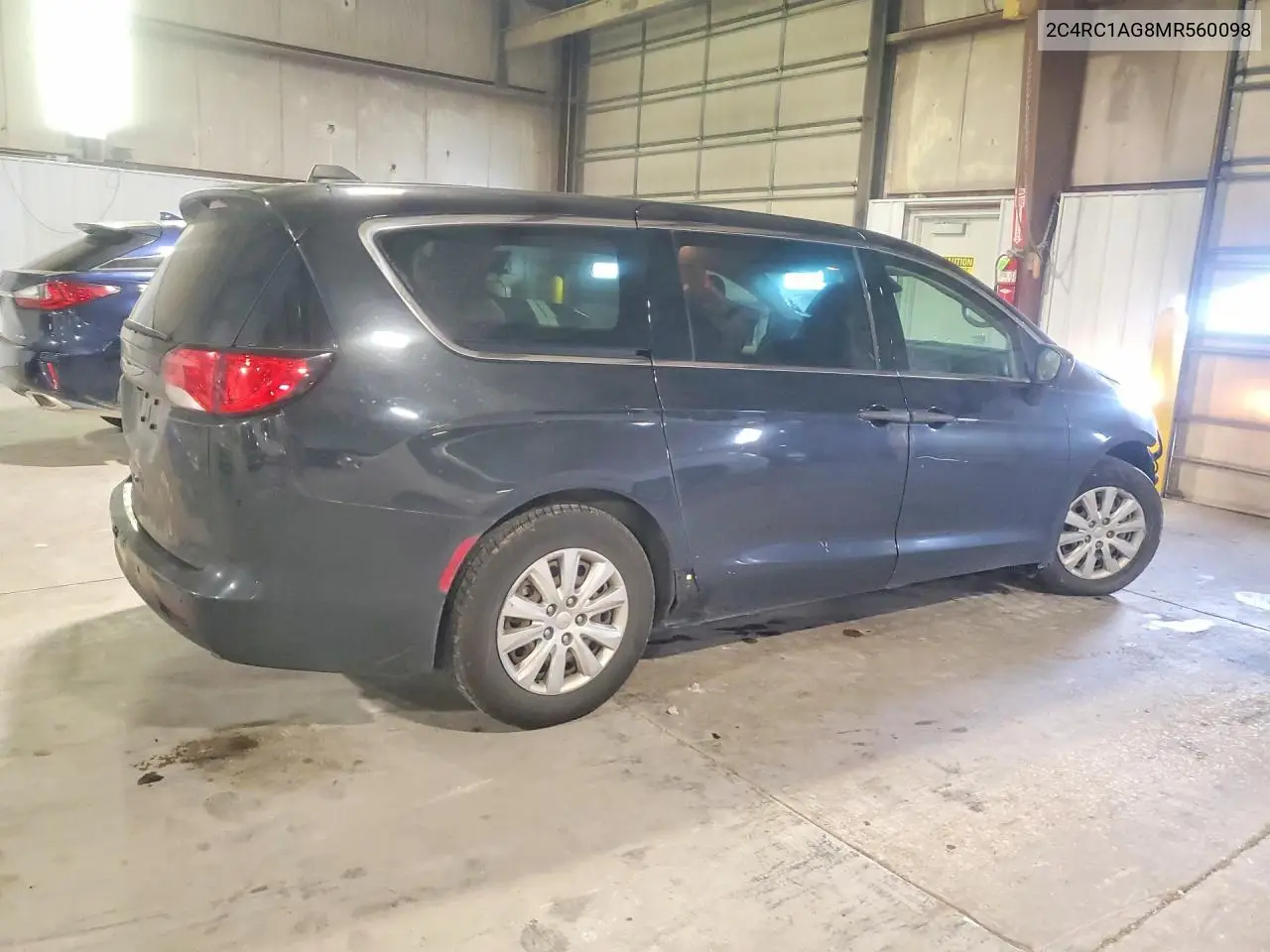 2021 Chrysler Voyager L VIN: 2C4RC1AG8MR560098 Lot: 57749356