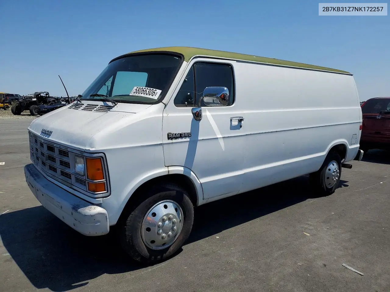 1992 Dodge Ram Van B350 VIN: 2B7KB31Z7NK172257 Lot: 58066306