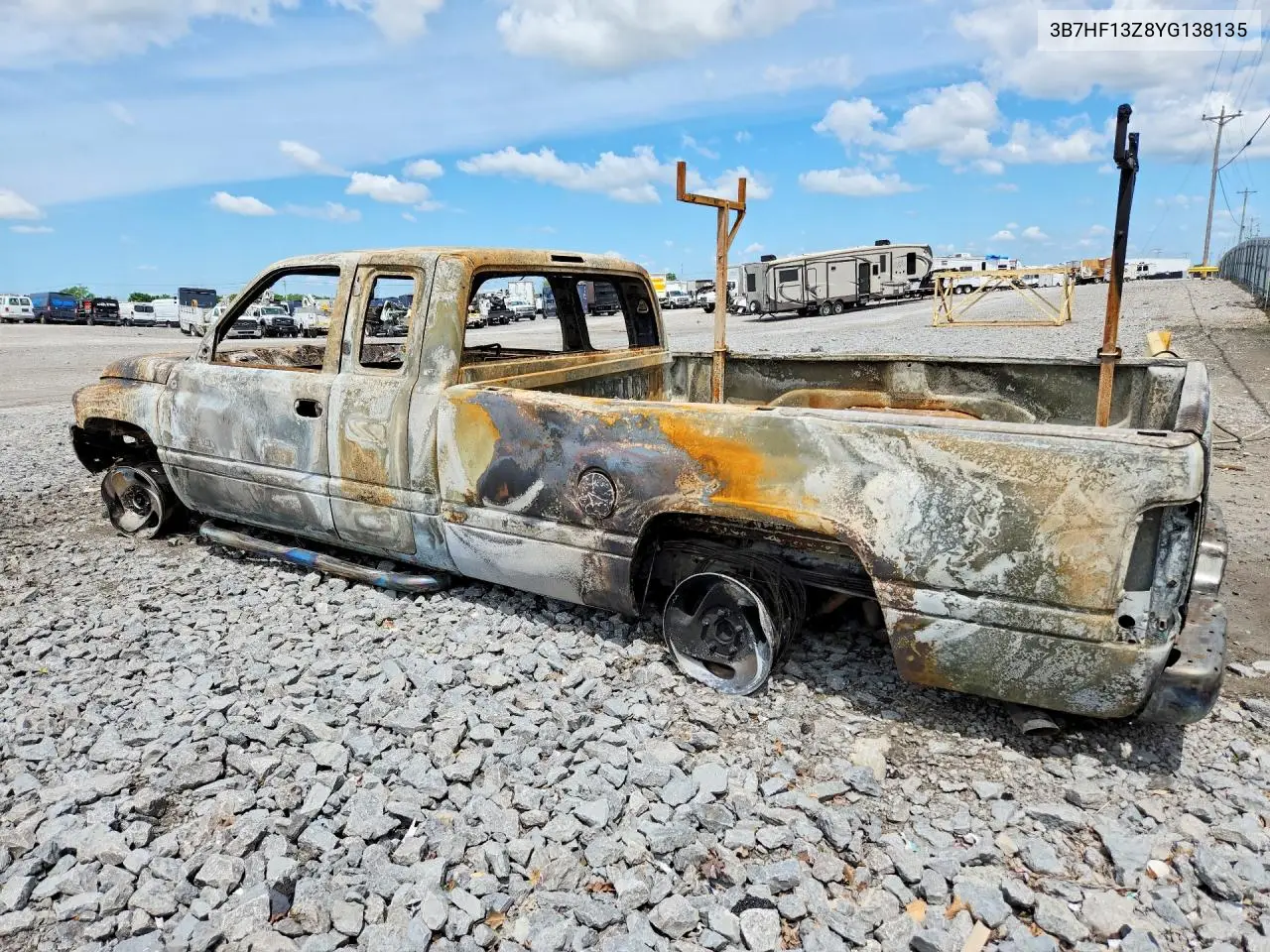 2000 Dodge Ram 1500 VIN: 3B7HF13Z8YG138135 Lot: 53065606