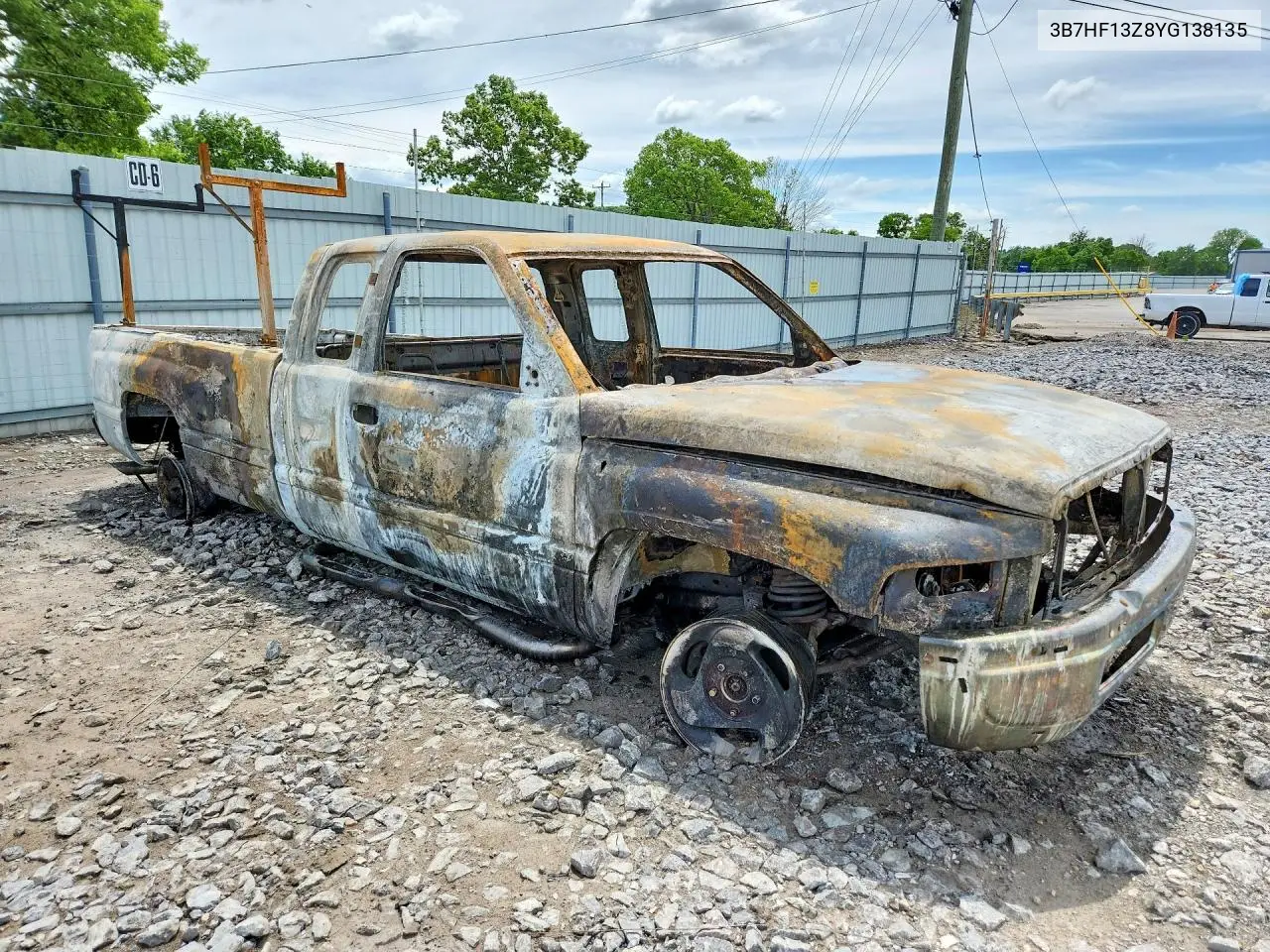 2000 Dodge Ram 1500 VIN: 3B7HF13Z8YG138135 Lot: 53065606