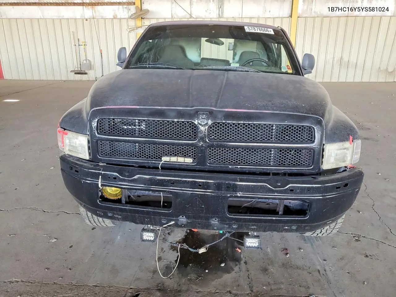 2000 Dodge Ram 1500 VIN: 1B7HC16Y5YS581024 Lot: 57878666