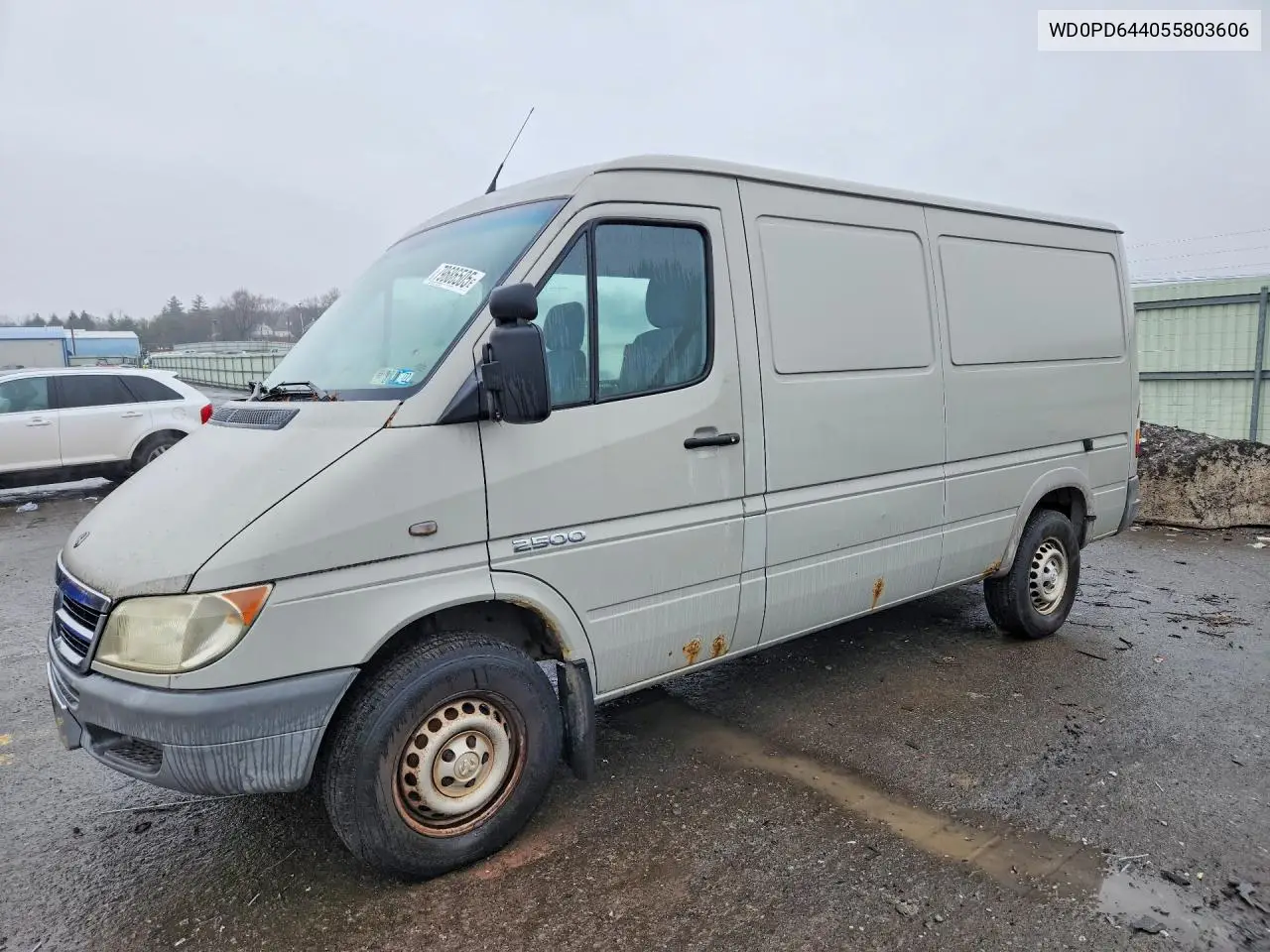 2005 Dodge Sprinter 2500 Delivery Van VIN: WD0PD644055803606 Lot: 53214136