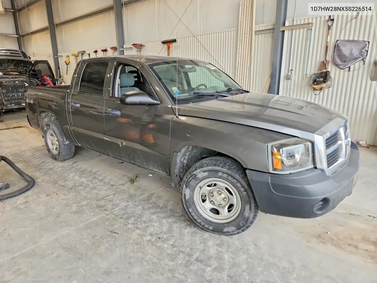 2005 Dodge Dakota Quad VIN: 1D7HW28NX5S226514 Lot: 58061886