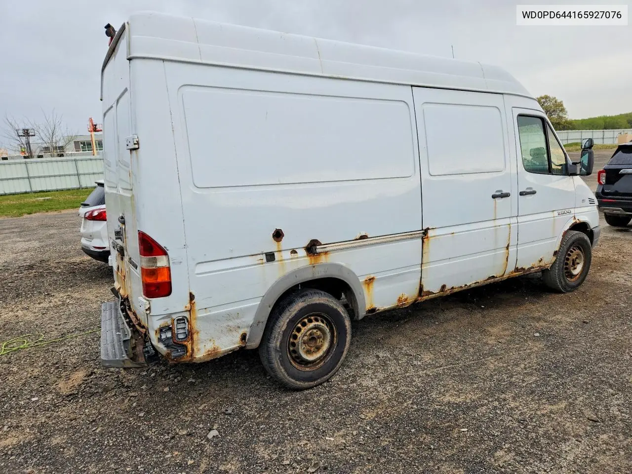 2006 Dodge Sprinter 2500 Delivery Van VIN: WD0PD644165927076 Lot: 52886216