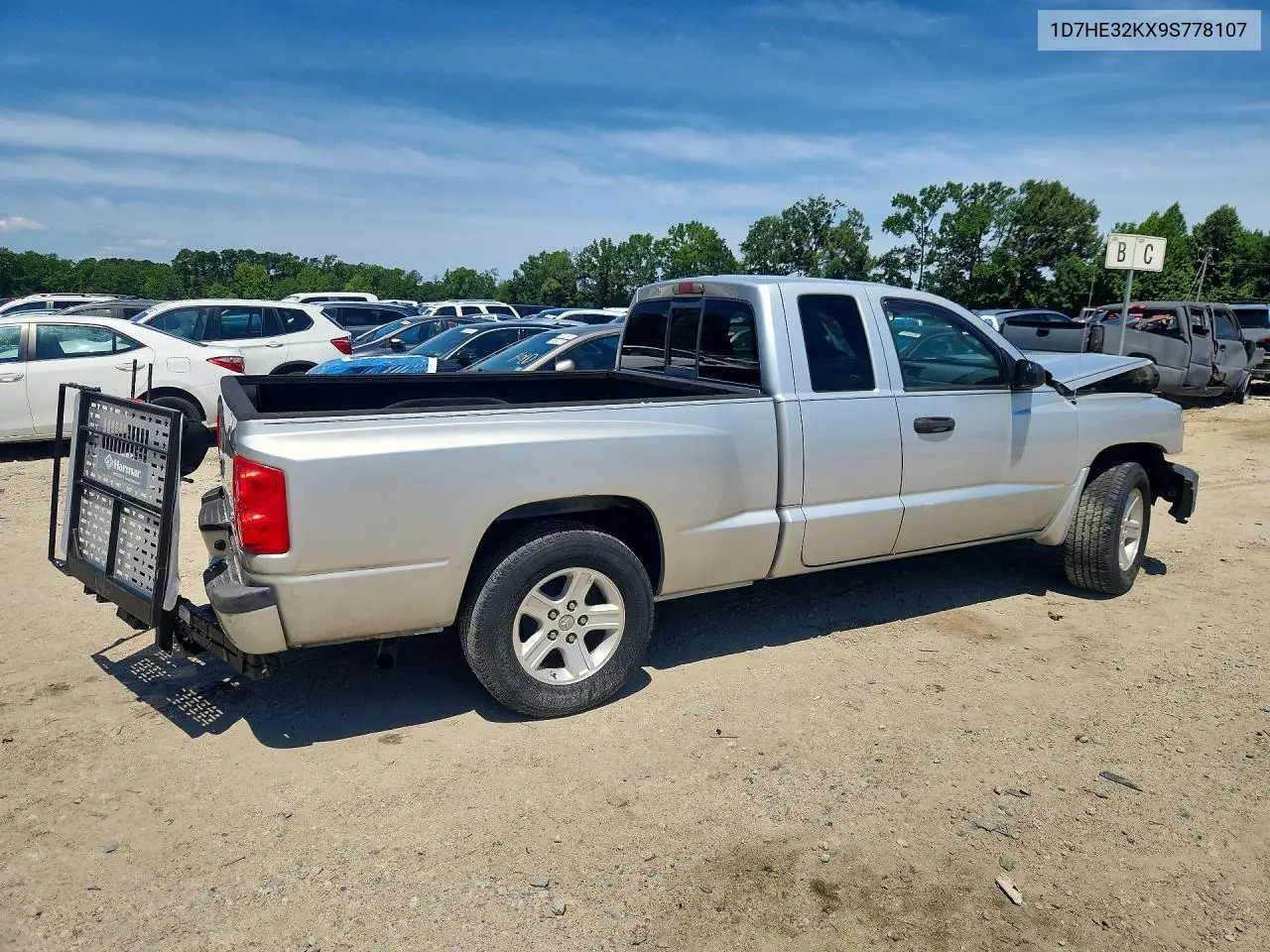 2009 Dodge Dakota Sxt VIN: 1D7HE32KX9S778107 Lot: 57654836
