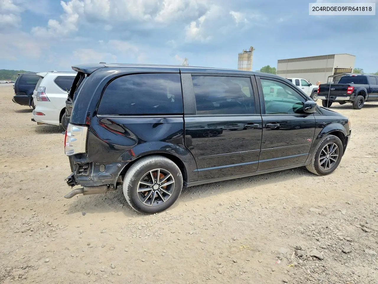 2015 Dodge Grand Caravan R/T VIN: 2C4RDGEG9FR641818 Lot: 60703366